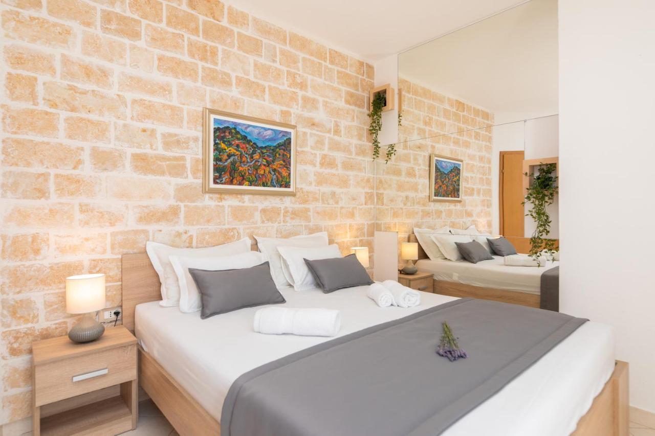 Apartments4You Supetar-The Best And Most Popular Apartments For Discovering The Island - Free Parking - 200 Meters From The Beach Exterior photo
