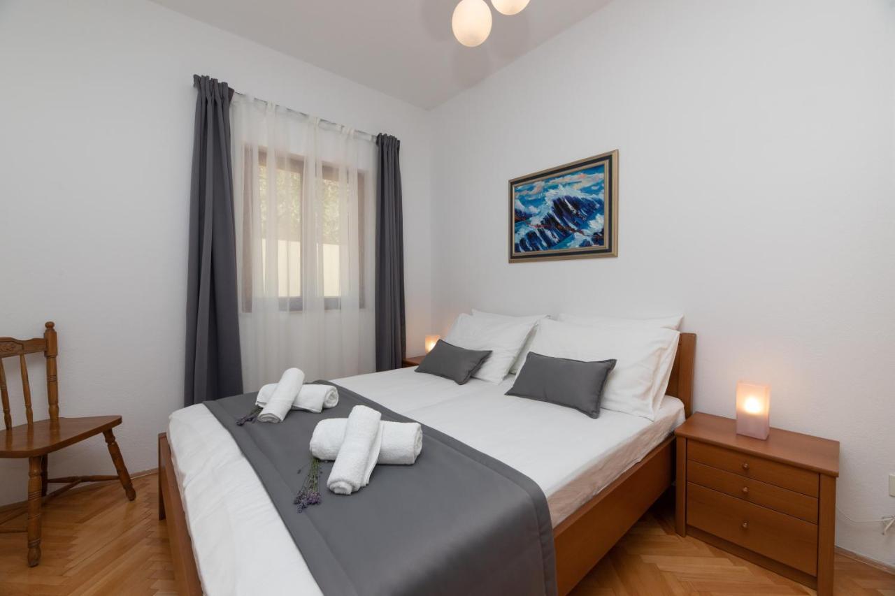 Apartments4You Supetar-The Best And Most Popular Apartments For Discovering The Island - Free Parking - 200 Meters From The Beach Exterior photo
