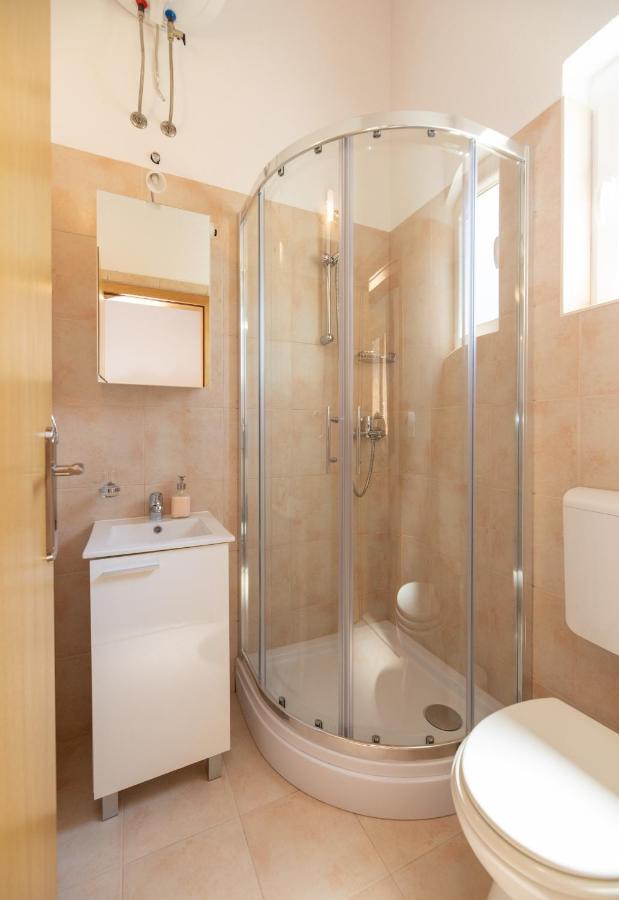 Apartments4You Supetar-The Best And Most Popular Apartments For Discovering The Island - Free Parking - 200 Meters From The Beach Exterior photo