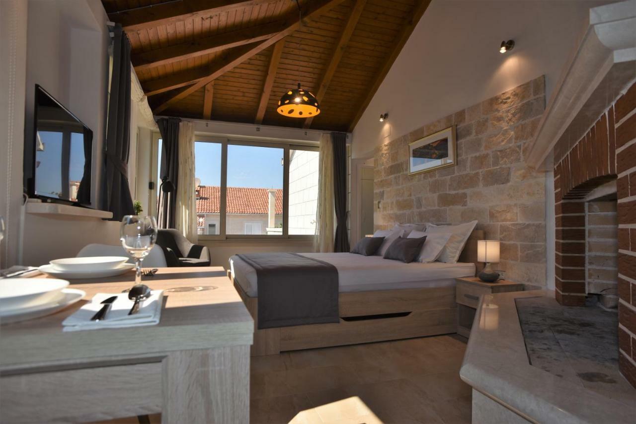 Apartments4You Supetar-The Best And Most Popular Apartments For Discovering The Island - Free Parking - 200 Meters From The Beach Exterior photo